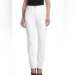 Gloria Vanderbilt Amanda Slimming Jean Size 4S